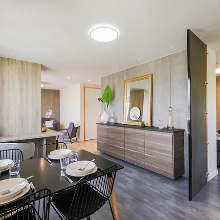 Appartement Le Grenette, Terrasse, Garage, Dernier Etage, Climatisation *
