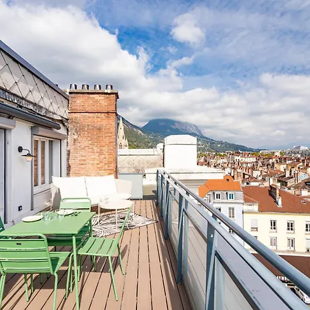 Appartement Le Grenette, Terrasse, Garage, Dernier Etage, Climatisation
